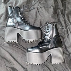 New Dolls Kill Platform Boots